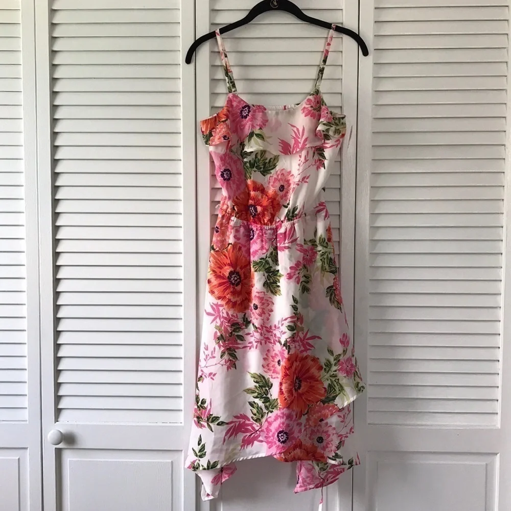 The Children’s Place Floral Sharkbite Hem Dress - Picture 3 of 4